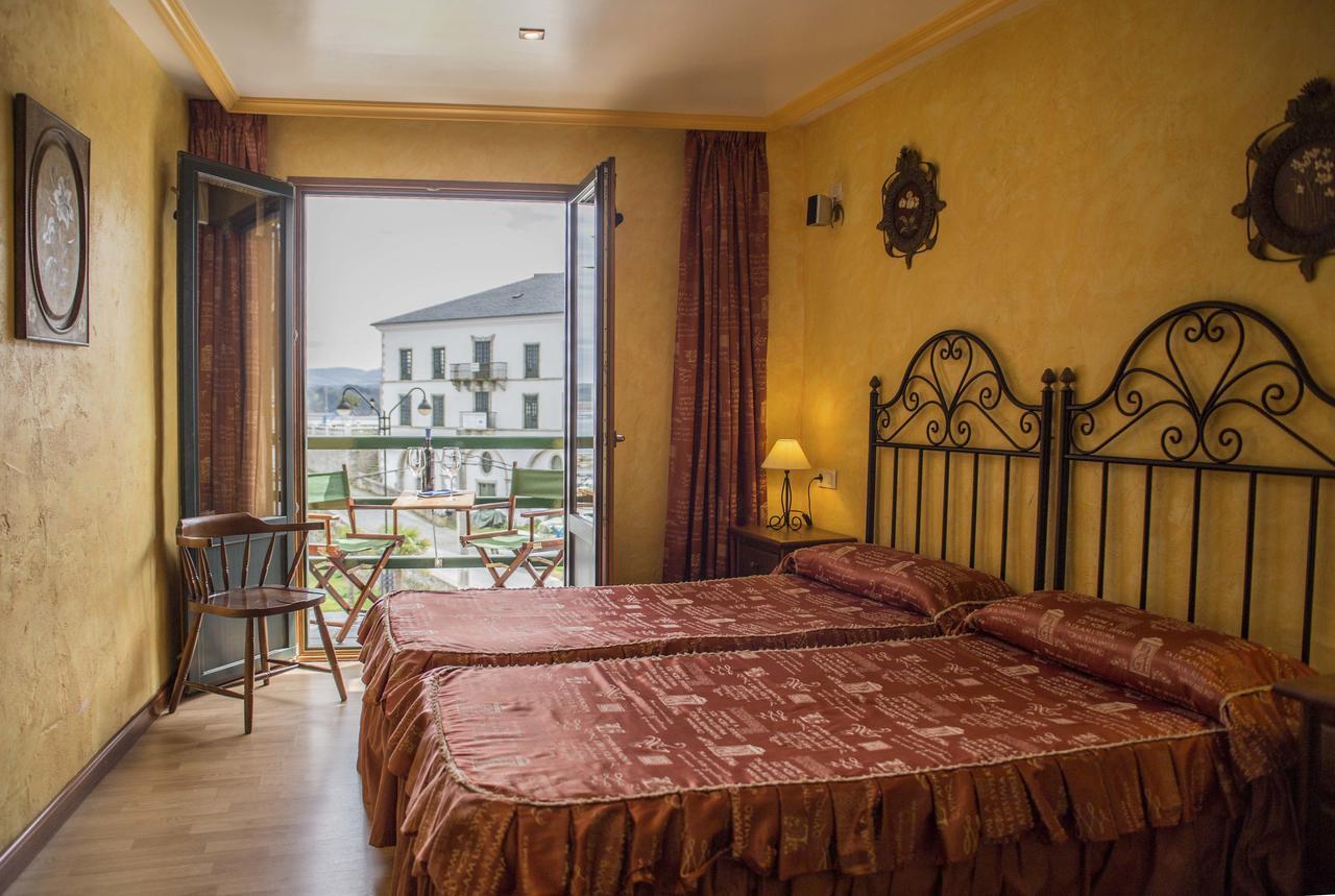 Hotel A. G. Porcillan Ribadeo Extérieur photo