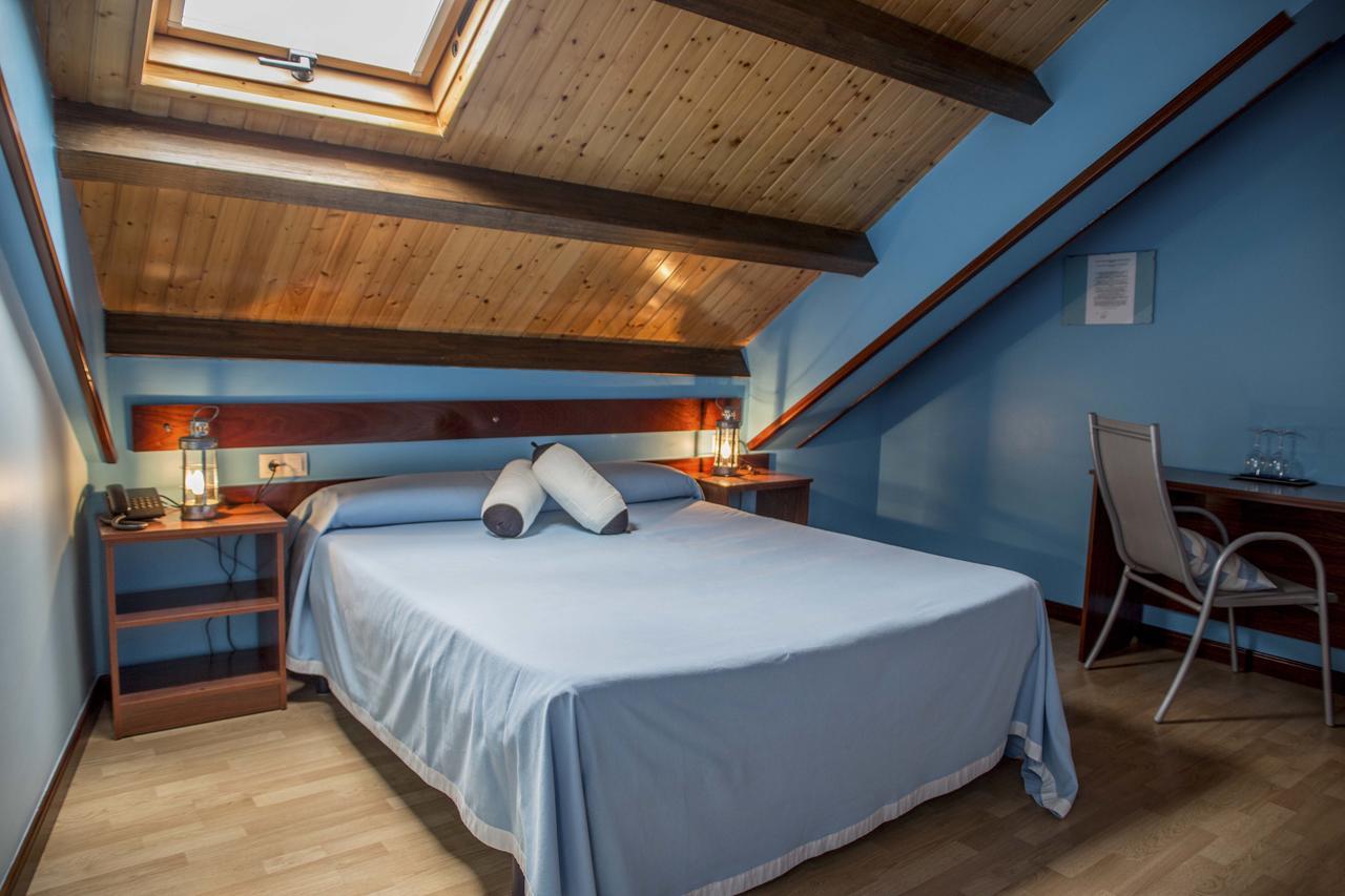 Hotel A. G. Porcillan Ribadeo Extérieur photo